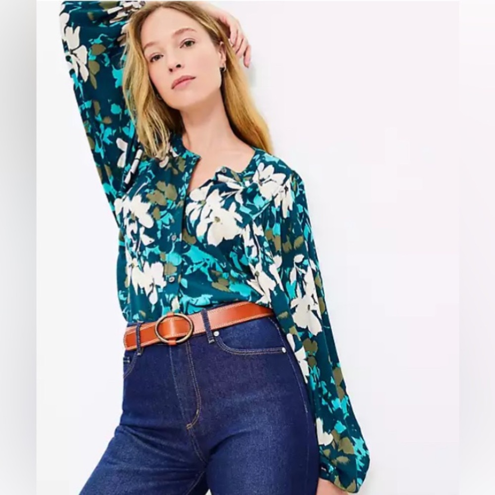 LOFT Gardenia Blouson Sleeve Blouse